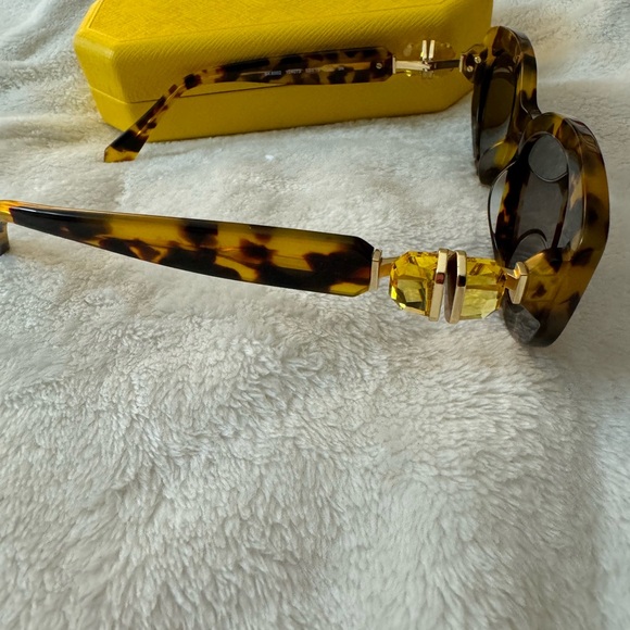 Swarovski Yellow Crystal Sunglasses with Tortoise Frames - Picture 2 of 7